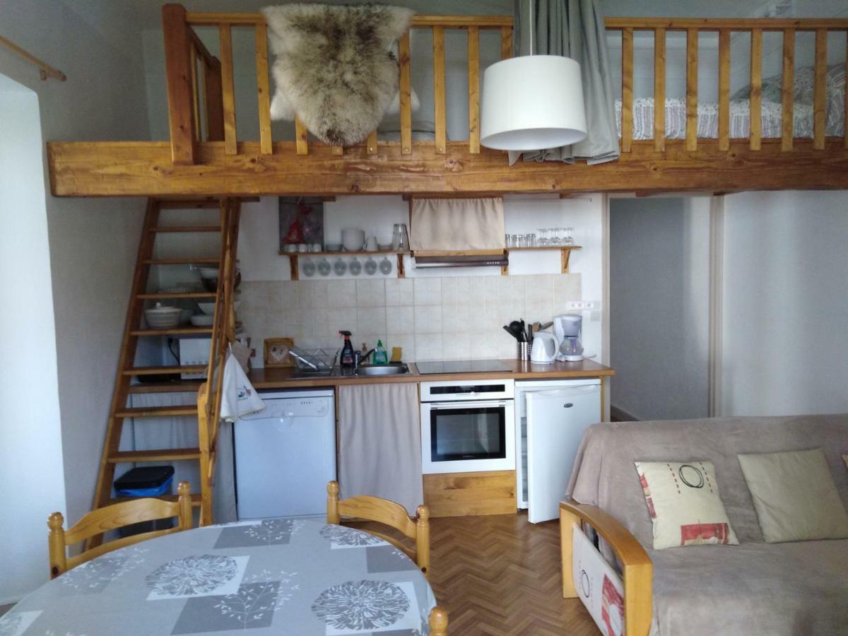 Le Pardeilhan Appt Chaleureux, Lumineux Avec Terrasse Et Parking En Coeur De Ville Bagneres-de-Luchon Экстерьер фото